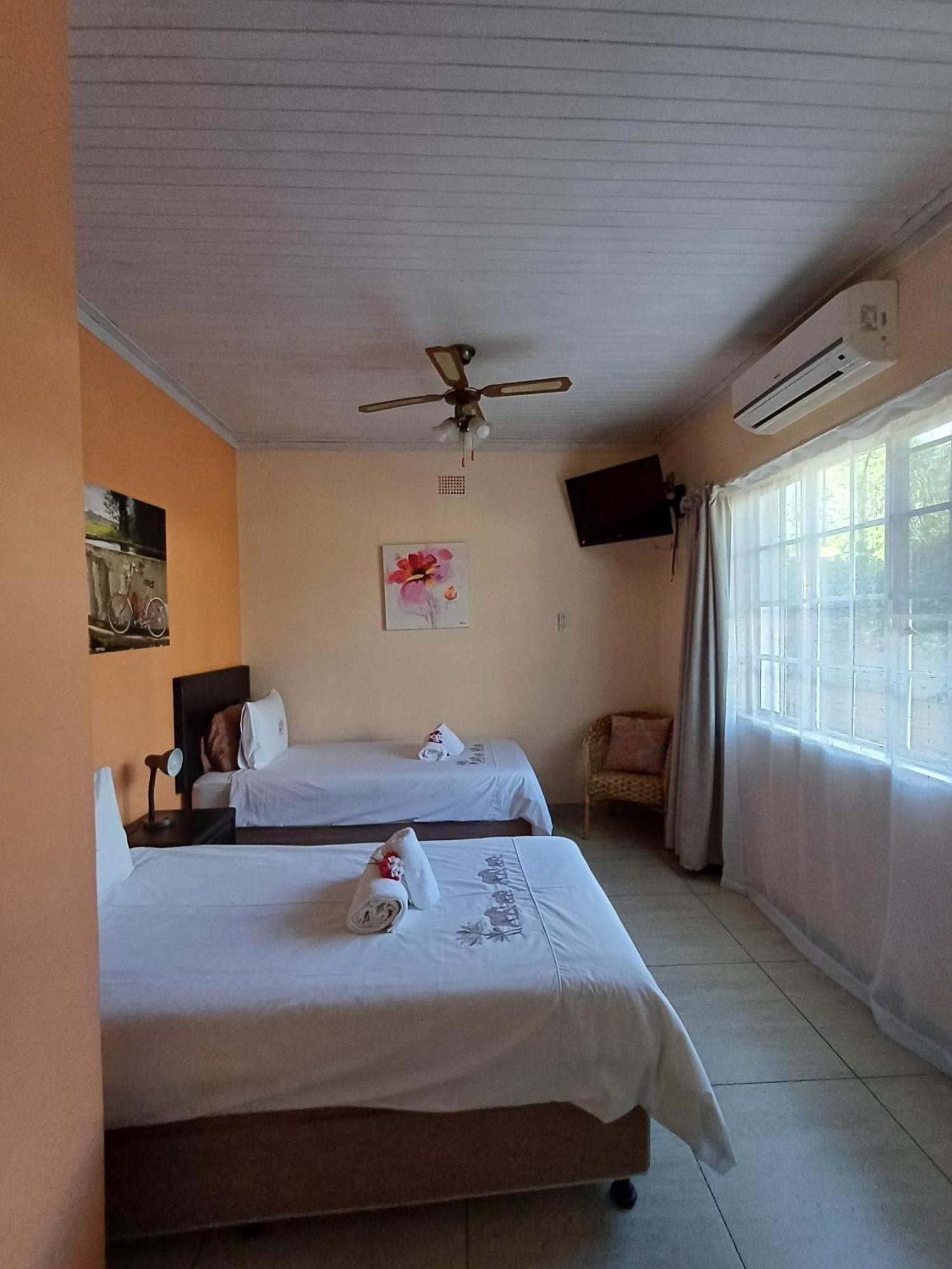 Capbon Guesthouse Windhoek Exterior foto